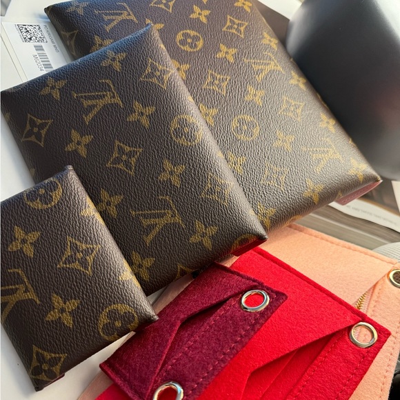 ❌SOLD❌ LOUIS VUITTON Kirigami Pochette Monogram / M62034 - Picture 2 of 10